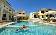 Kourtis Hawaii Rooms, Karioti, Paramithia, Epiros, North Greece Hotels
