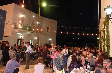 Leben auf Milos - Traditionelles Festival in Milos