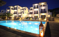 Remvi Studios And Apartments, Galissas, Syros island, with swimming pool