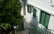 Maria Theodoraki Apartments, Stenies, Andros, Cyclades, Greece Hotel