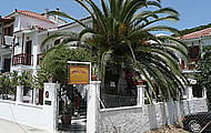 Amalthia Studios Apartments, Sporades Islands, Skiathos, Vasilias, with pool, with garden, beach