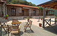Guest House To Balkoni Tou Evinou, Famila Elatou, Central Greece.