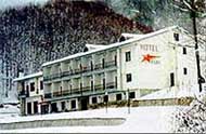 Poulia Hotel,Makedonia,Florina,Pisoderi,Pindos,Ski,Mountain,winter sports,with garden