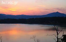 Le Lac de Marathona